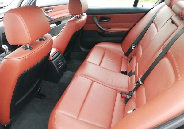 BMW Seria 3 cena 25700 przebieg: 225000, rok produkcji 2009 z Łódź małe 137